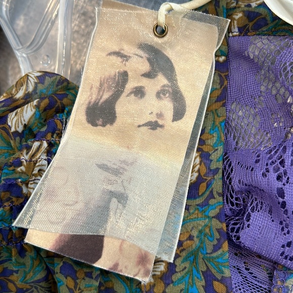 NWT Gibson floral blouse with 3/4 sleeves - Picture 10 of 10